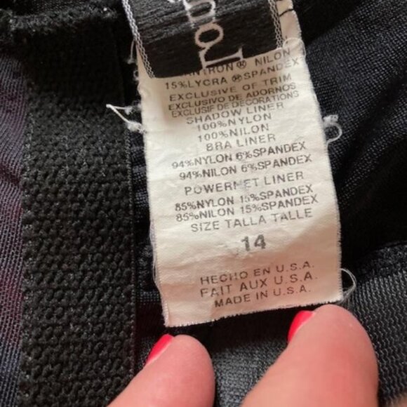 Longitude swimsuit Size 14 Red and Black floral side tie - Picture 5 of 5